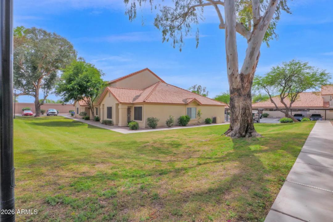 Real Estate Picture 27