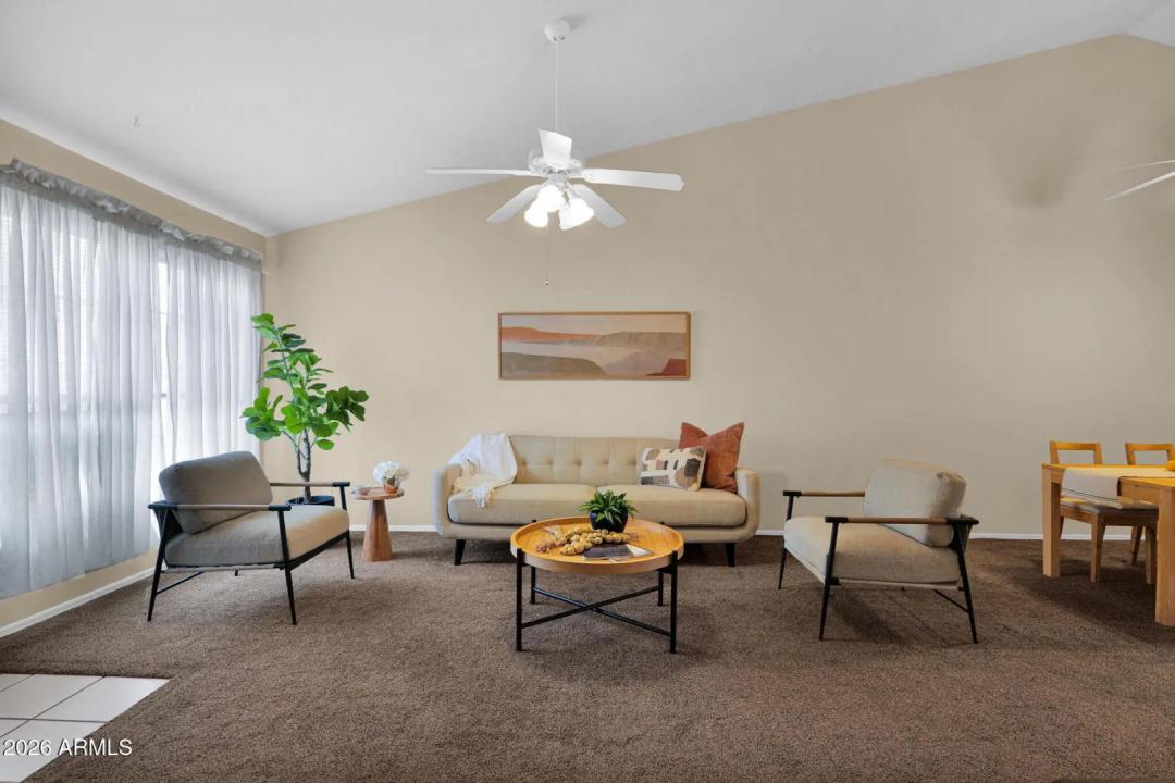 Real Estate Picture 5