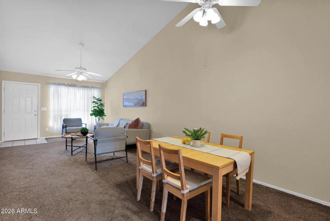 Real Estate Picture 7