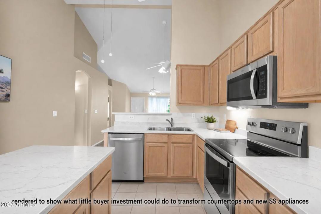 Real Estate Picture 12