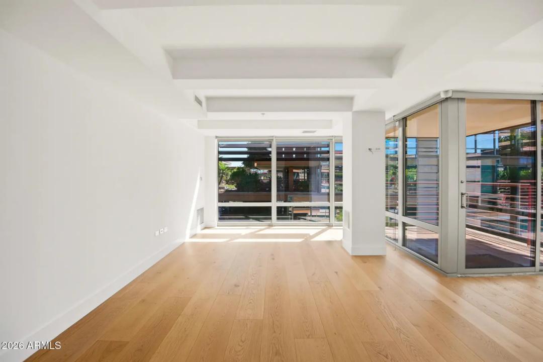 Real Estate Picture 11