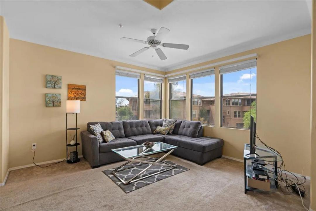 Real Estate Picture 13
