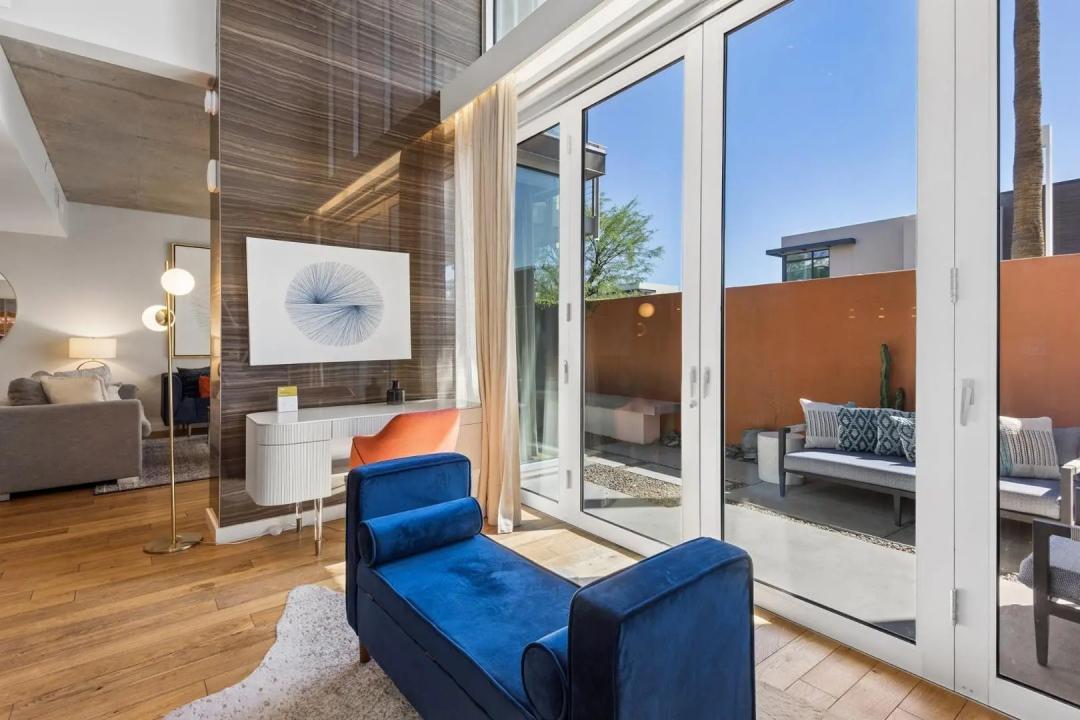Real Estate Picture 9