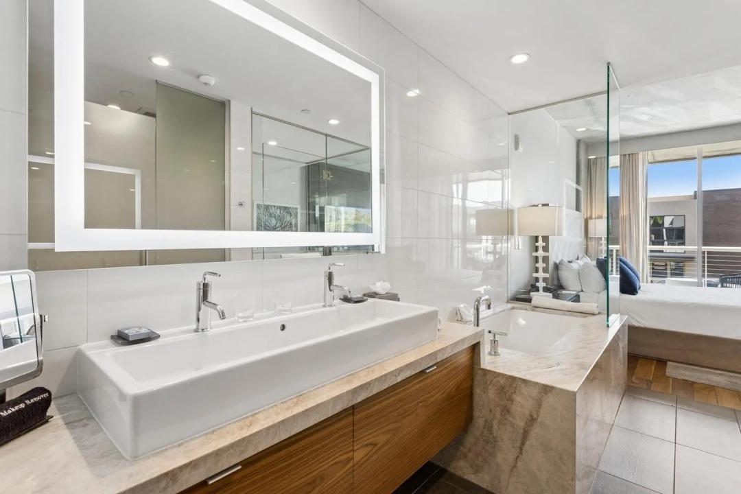 Real Estate Picture 20