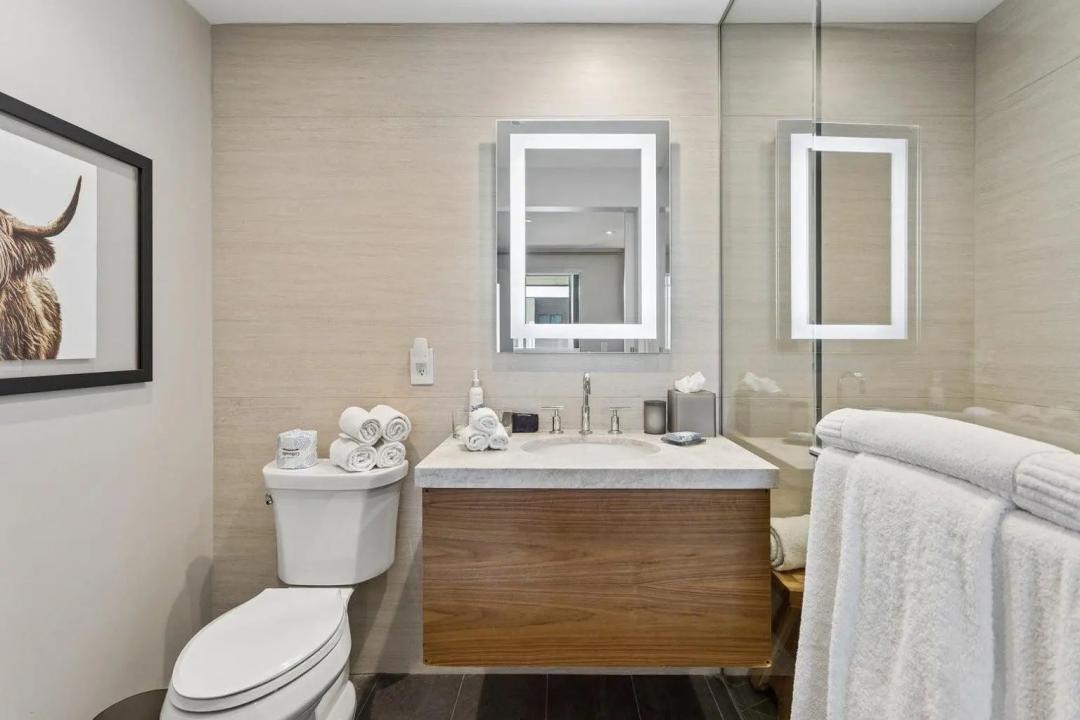 Real Estate Picture 25