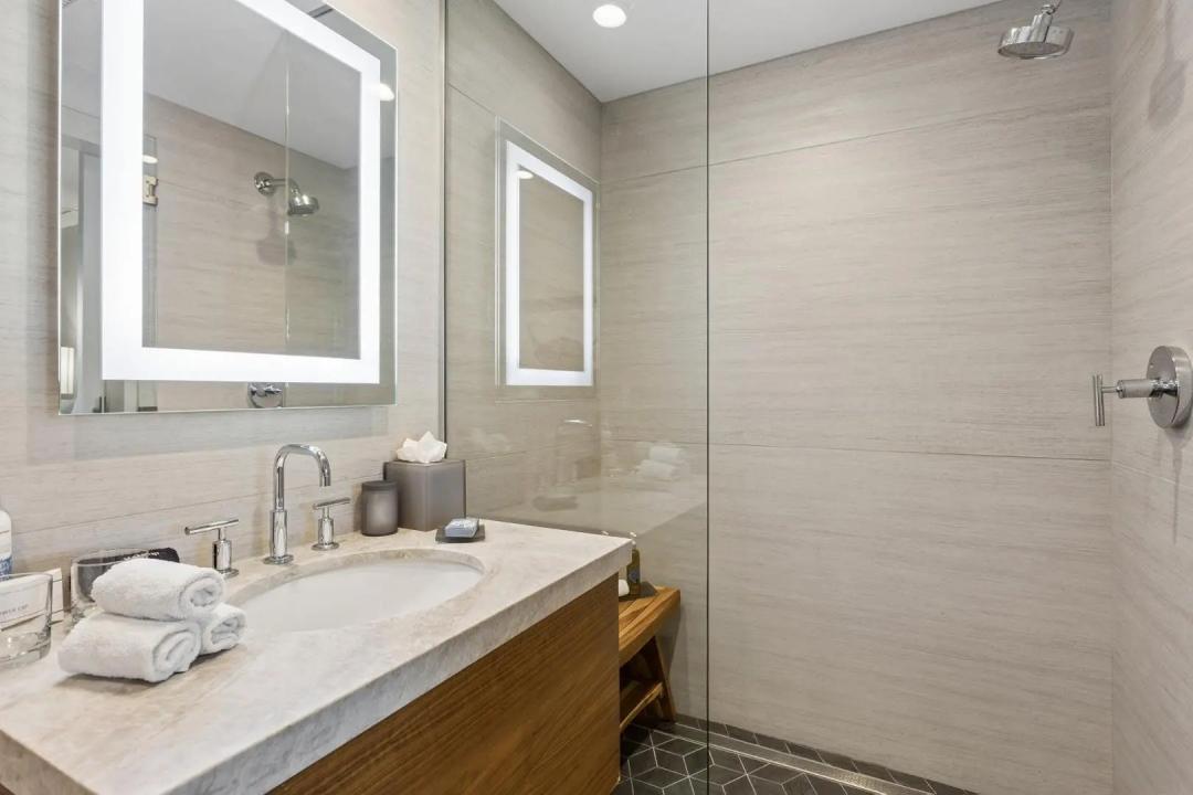 Real Estate Picture 26