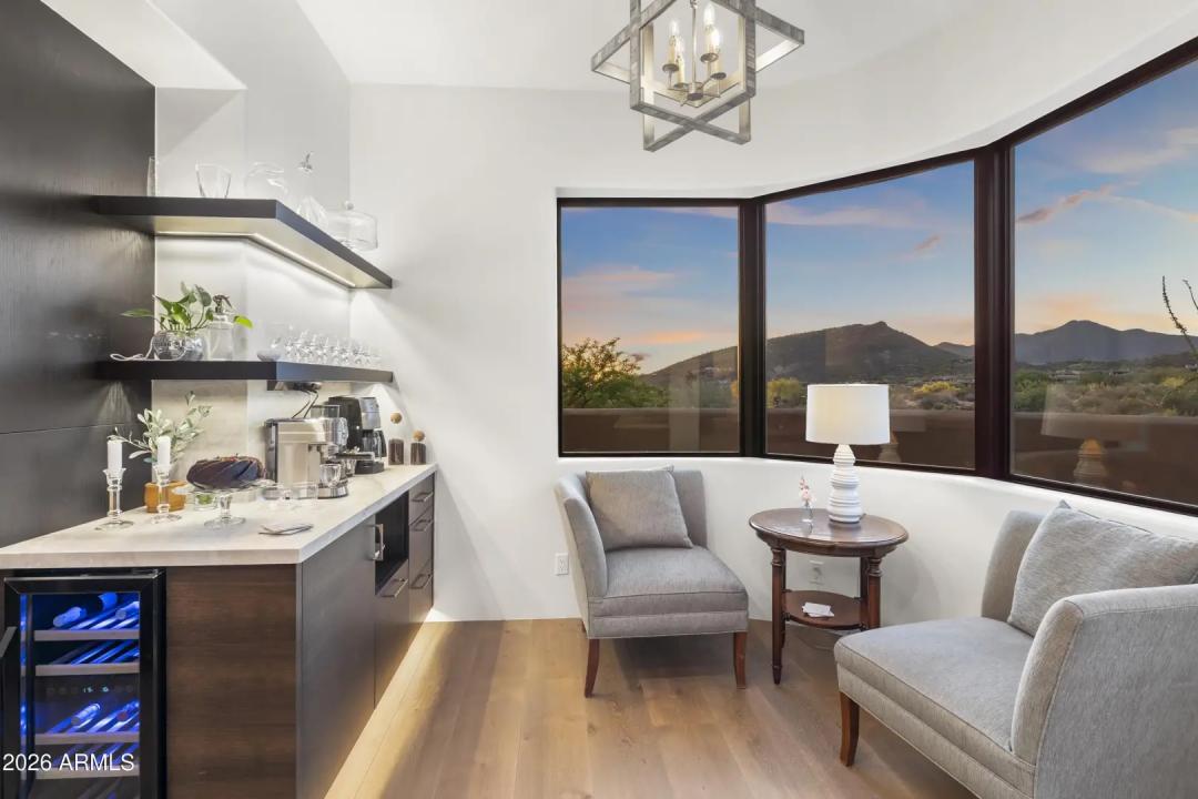 Real Estate Picture 21