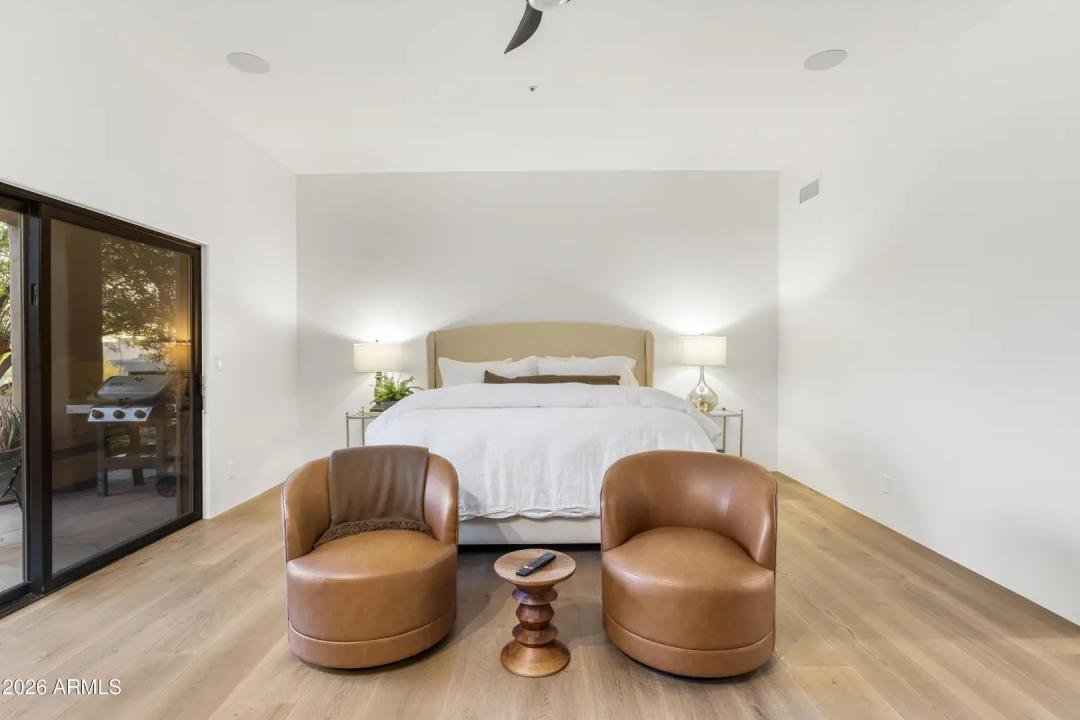 Real Estate Picture 29