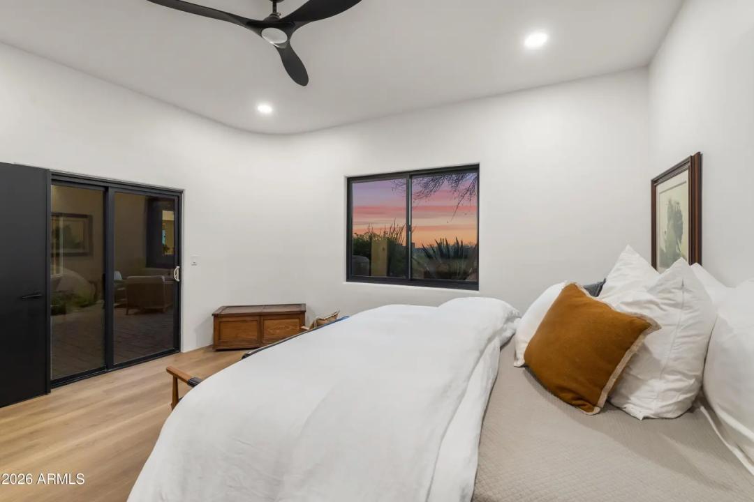 Real Estate Picture 36