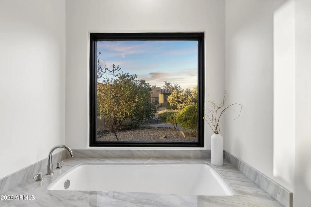 Real Estate Picture 40