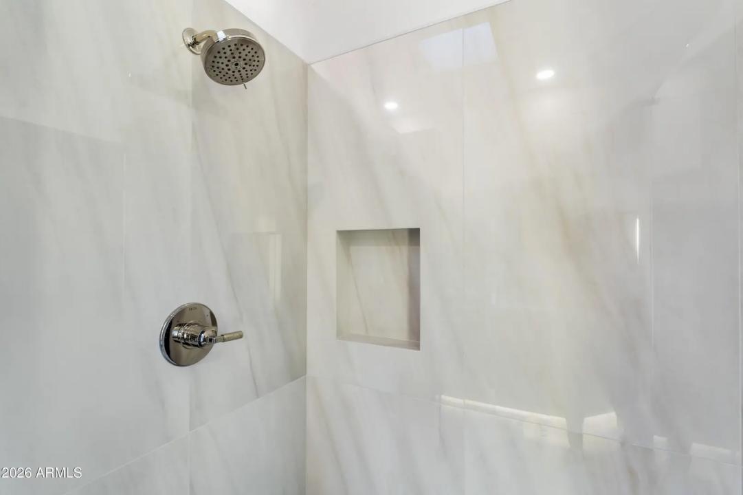 Real Estate Picture 41