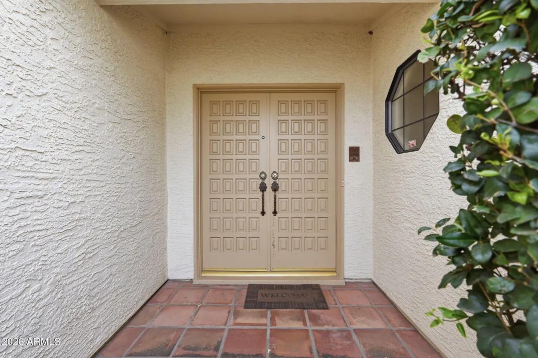 Real Estate Picture 5