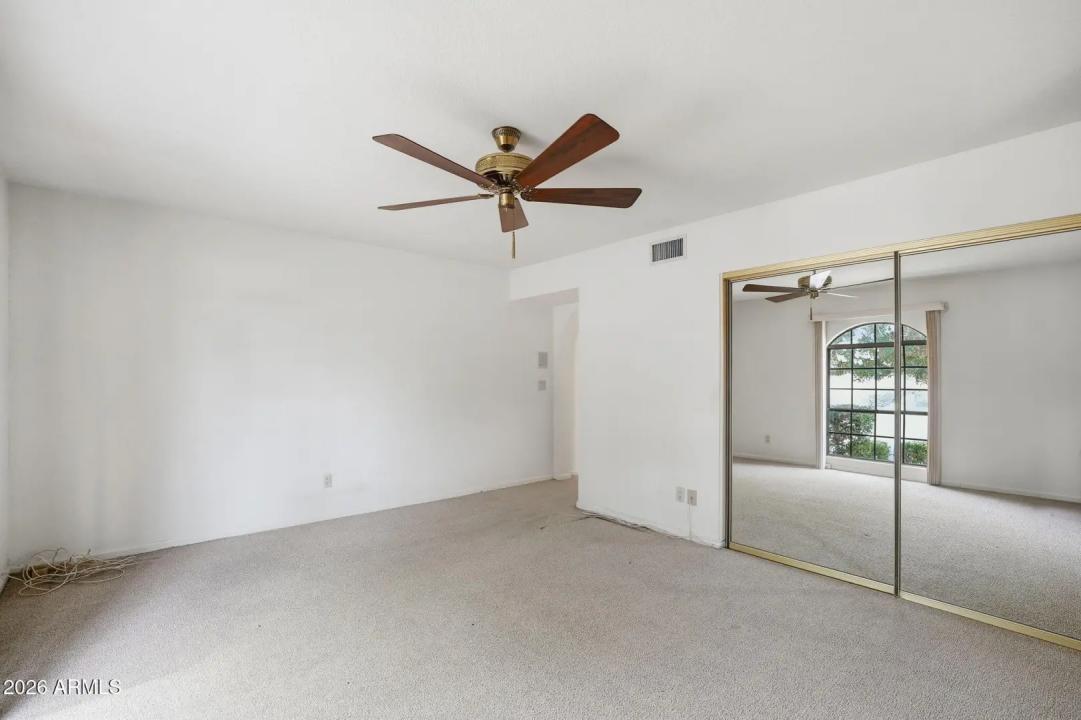 Real Estate Picture 25