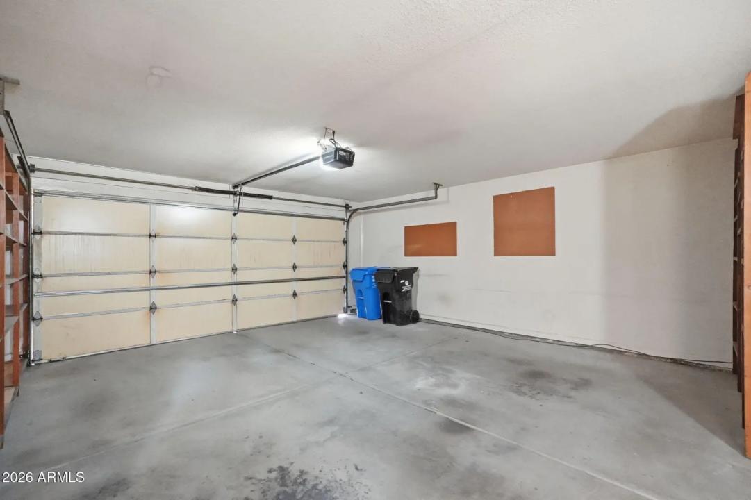 Real Estate Picture 34