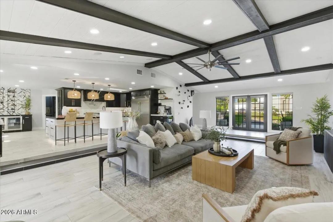 Real Estate Picture 20