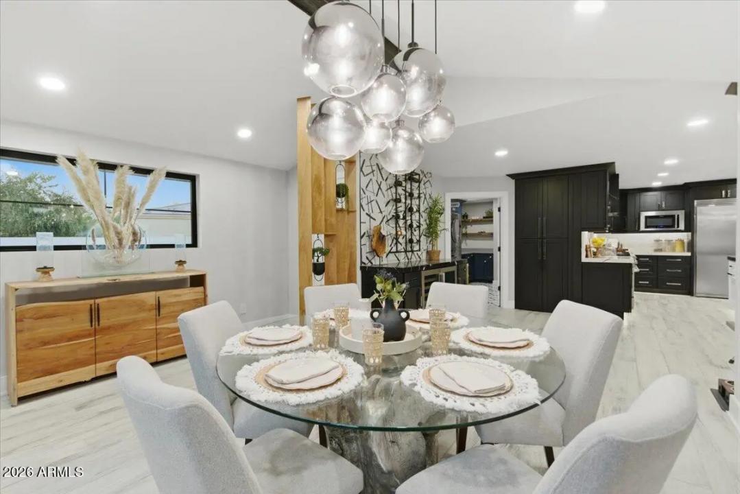 Real Estate Picture 23