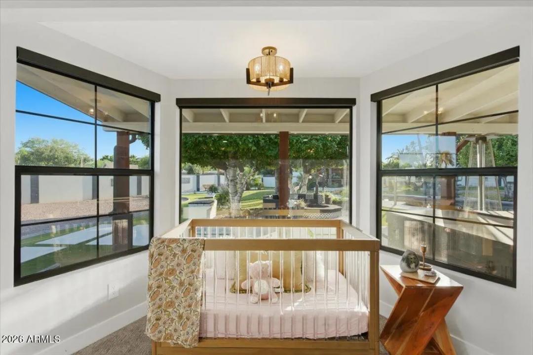 Real Estate Picture 25
