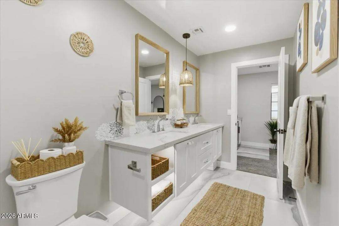 Real Estate Picture 34