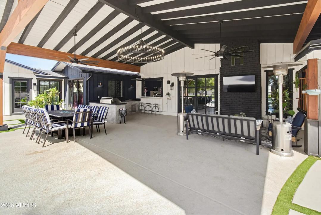 Real Estate Picture 44