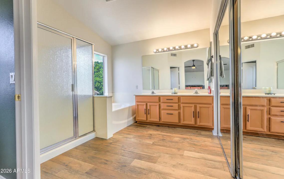 Real Estate Picture 21