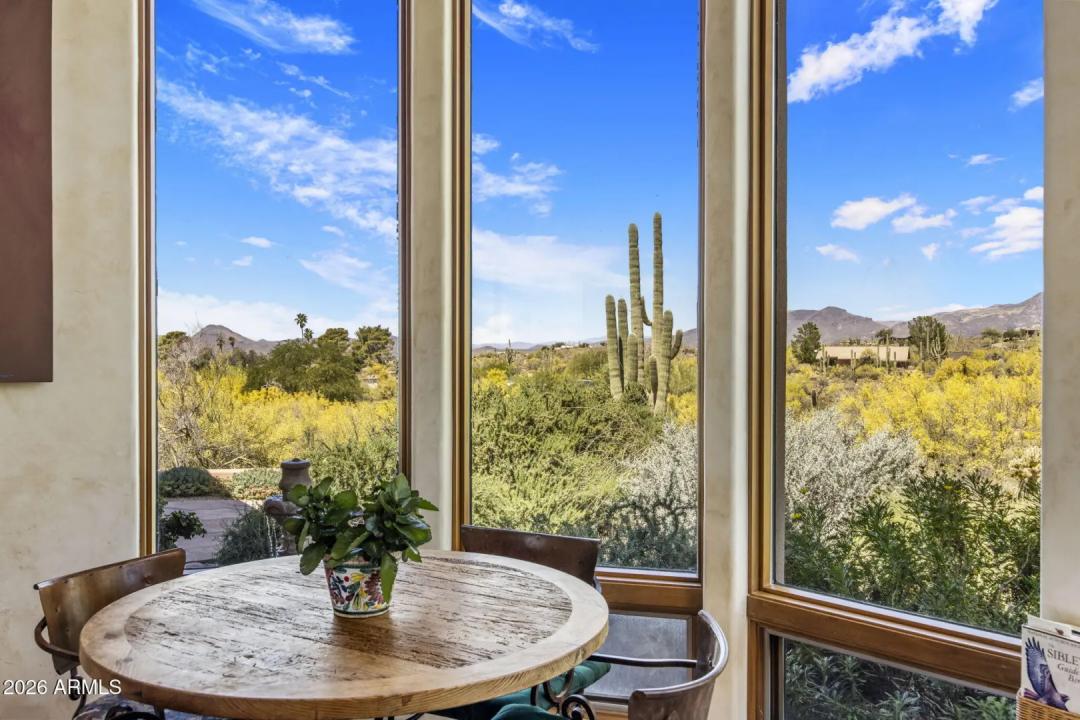 Real Estate Picture 6