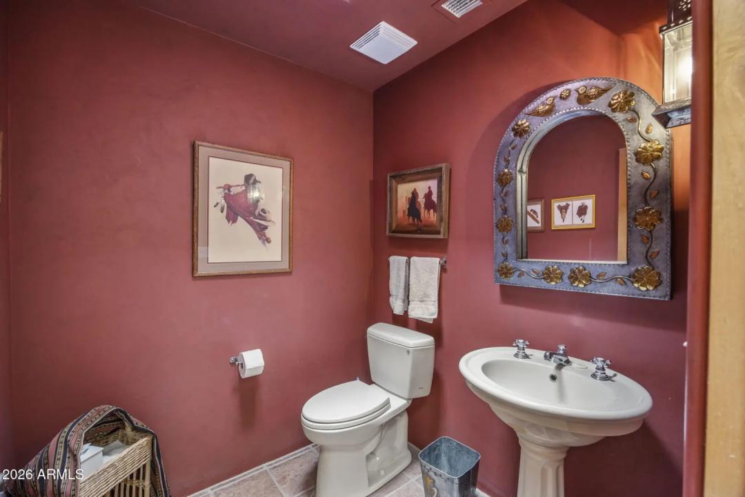 Real Estate Picture 18