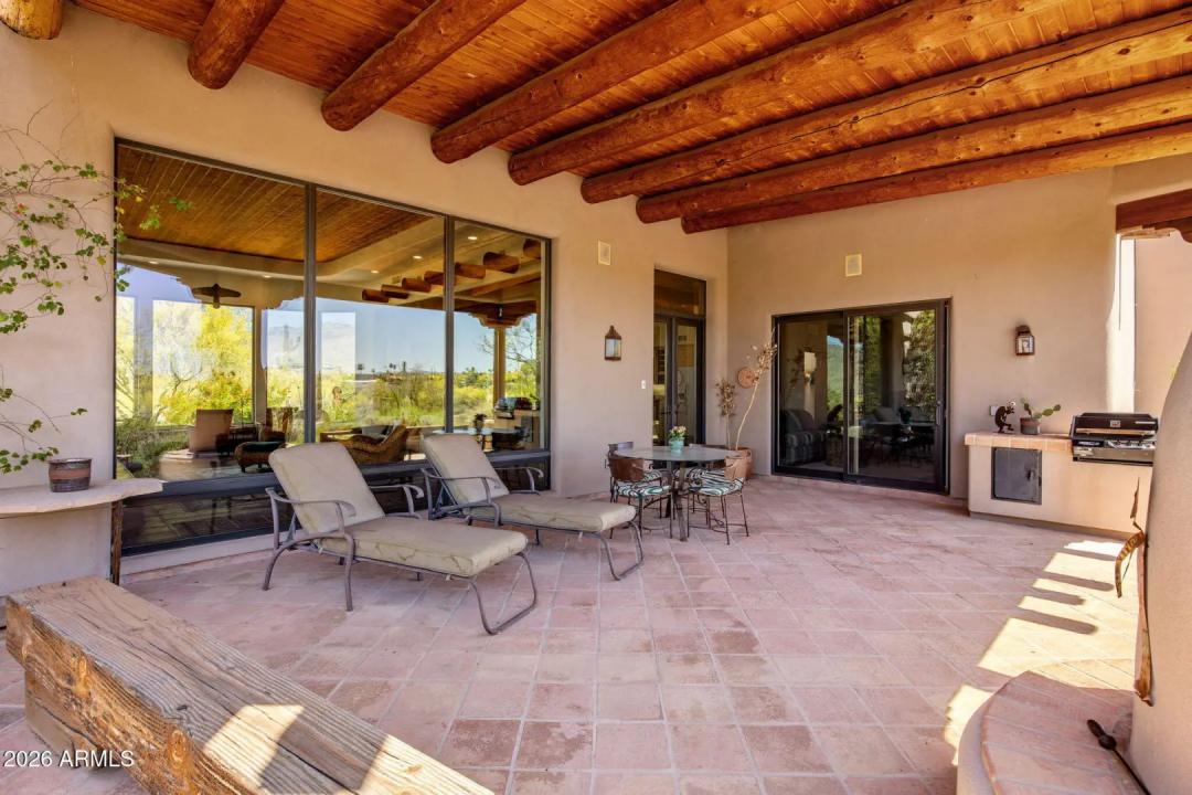 Real Estate Picture 30