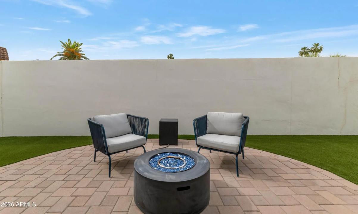 Real Estate Picture 37