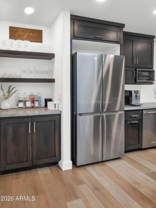 Real Estate Picture 28