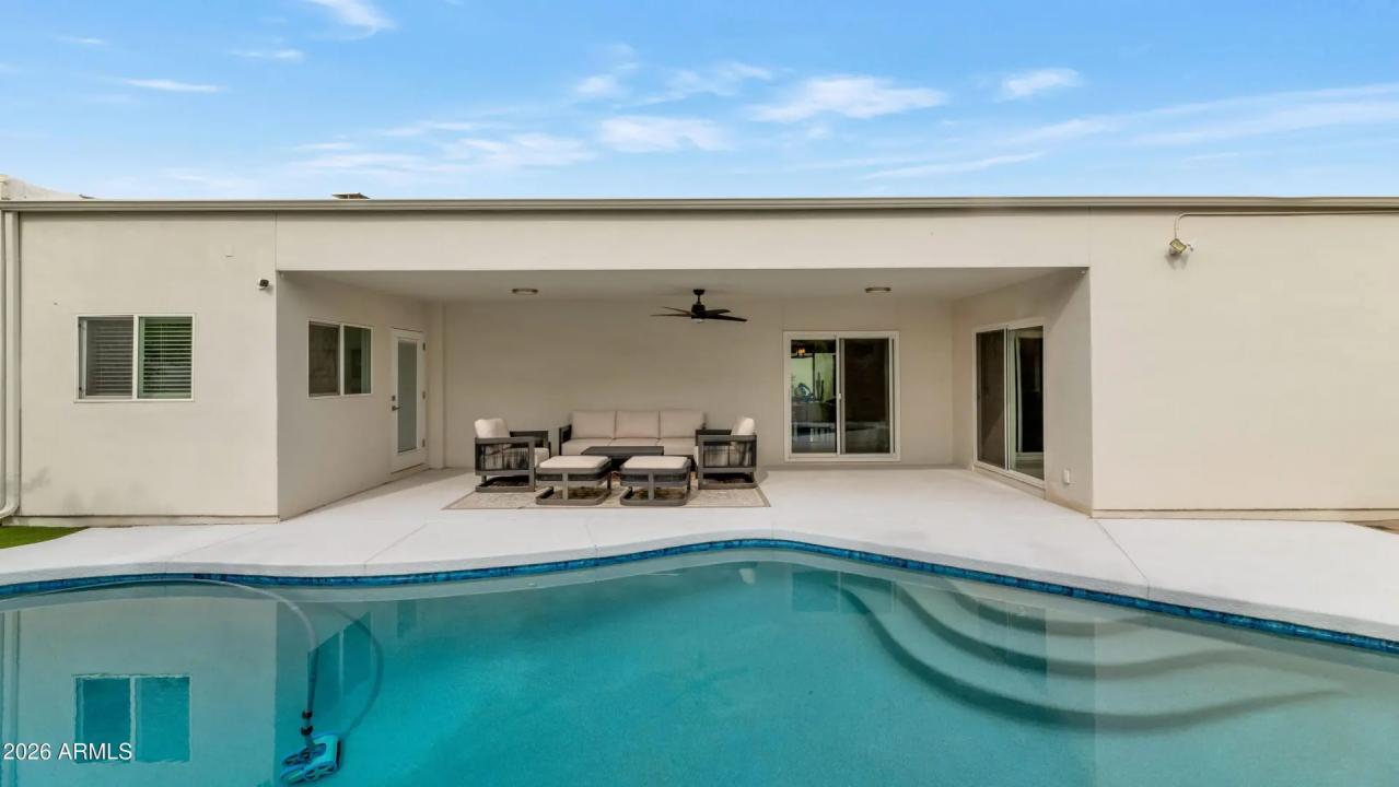 Real Estate Picture 21