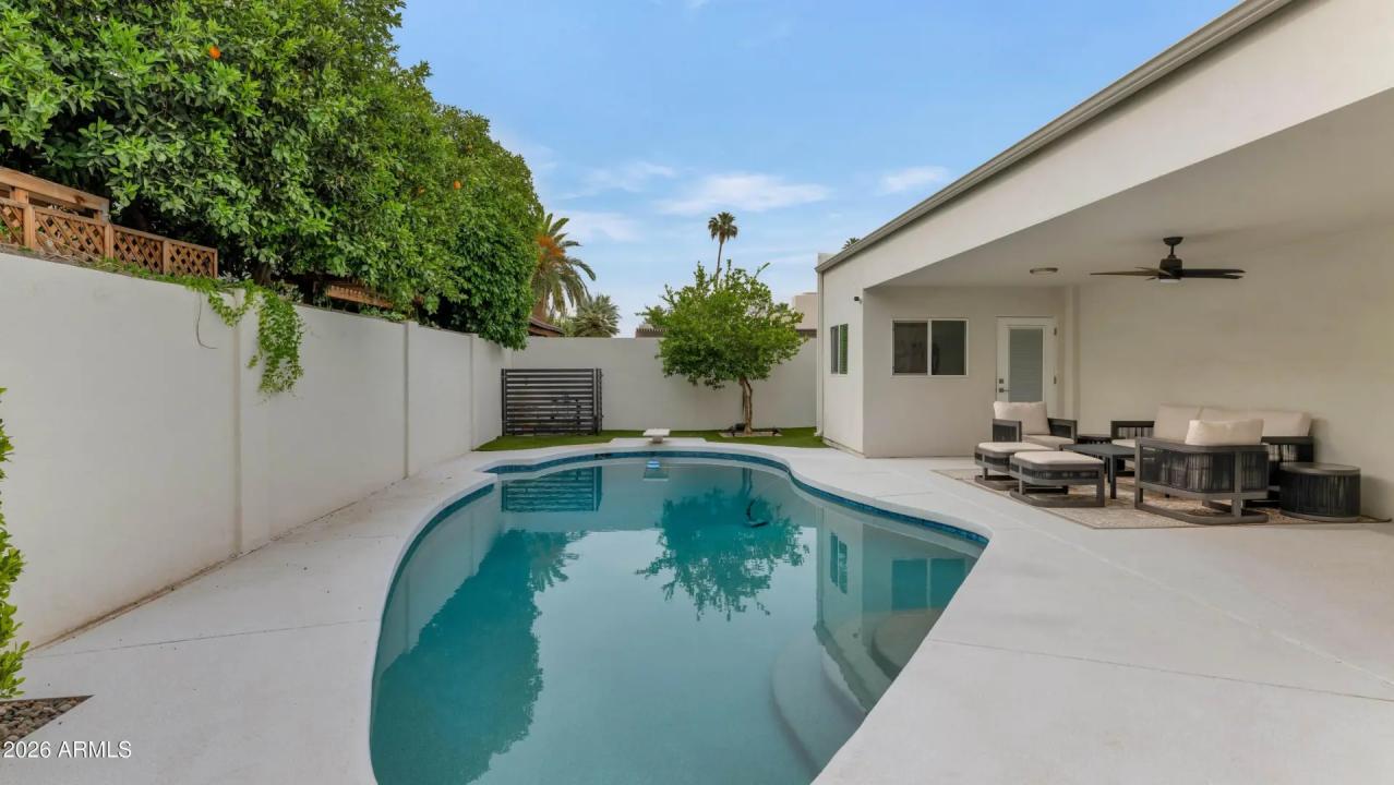 Real Estate Picture 36