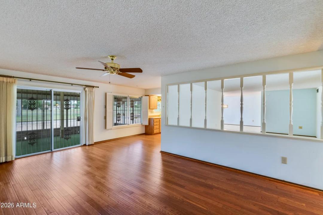 Real Estate Picture 11