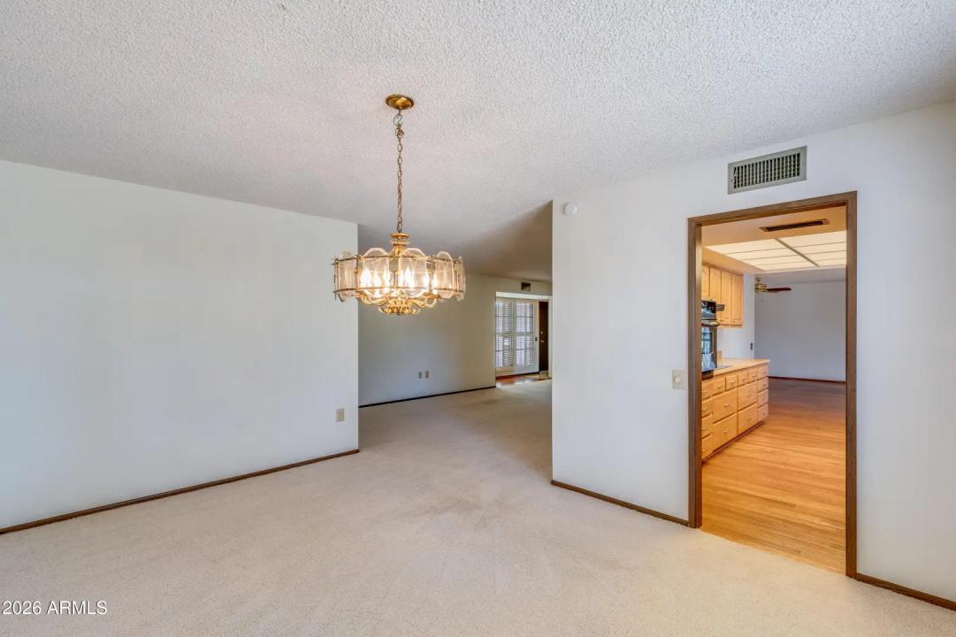 Real Estate Picture 15
