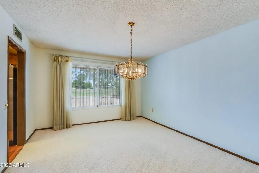 Real Estate Picture 16