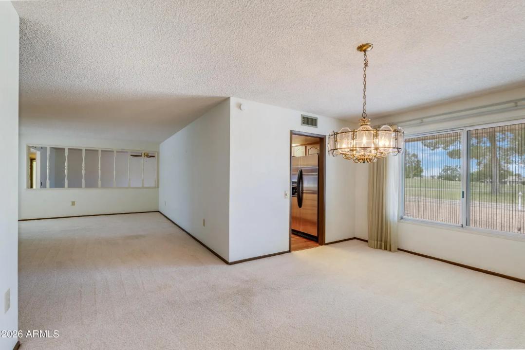 Real Estate Picture 17