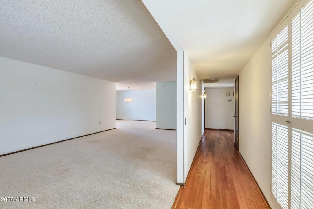 Real Estate Picture 19