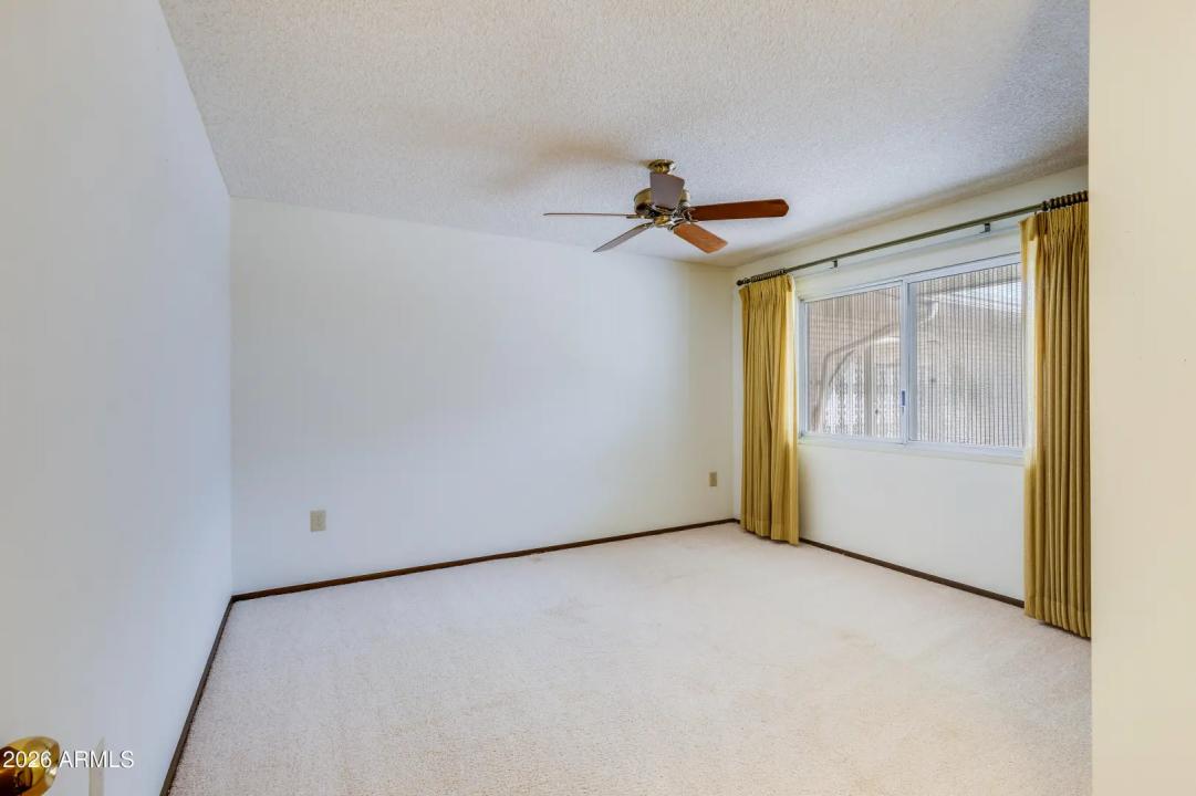 Real Estate Picture 26