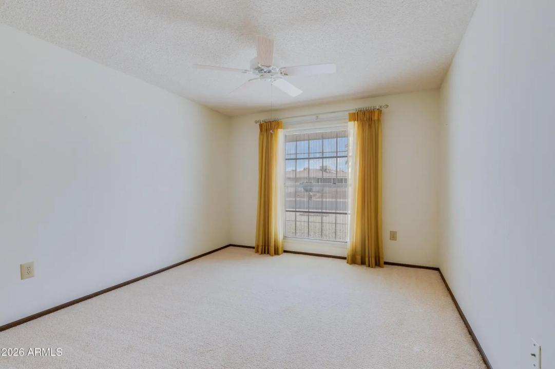 Real Estate Picture 28