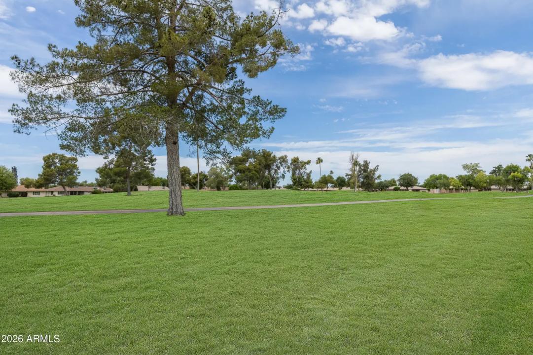 Real Estate Picture 32
