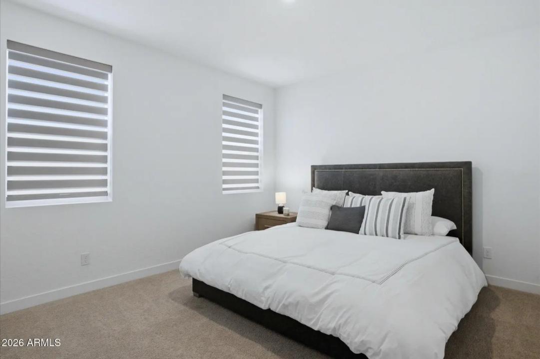 Real Estate Picture 21