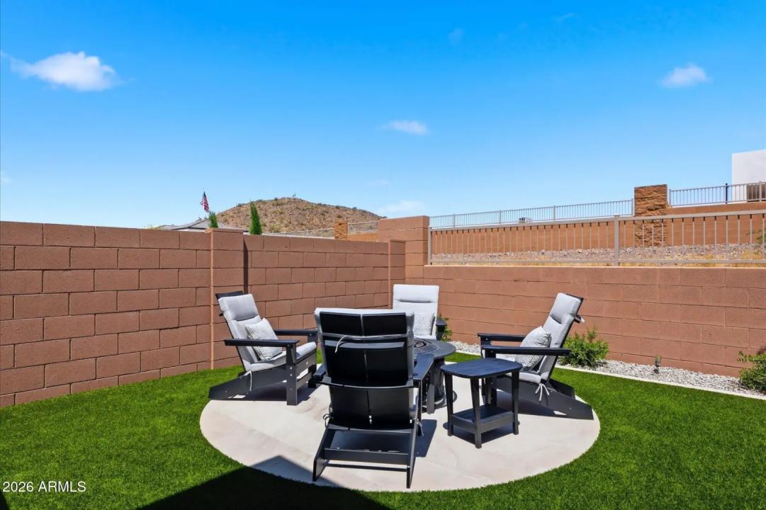 Real Estate Picture 19