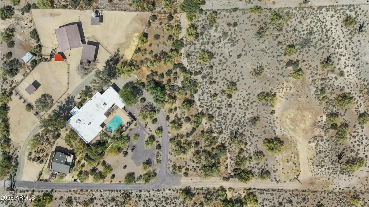 Real Estate Picture 45