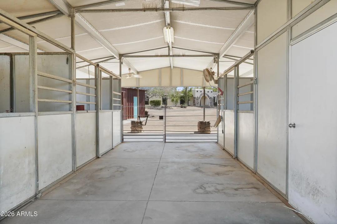 Real Estate Picture 39