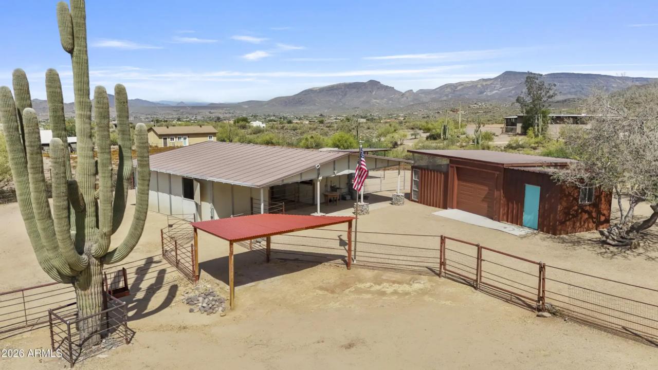 Real Estate Picture 37