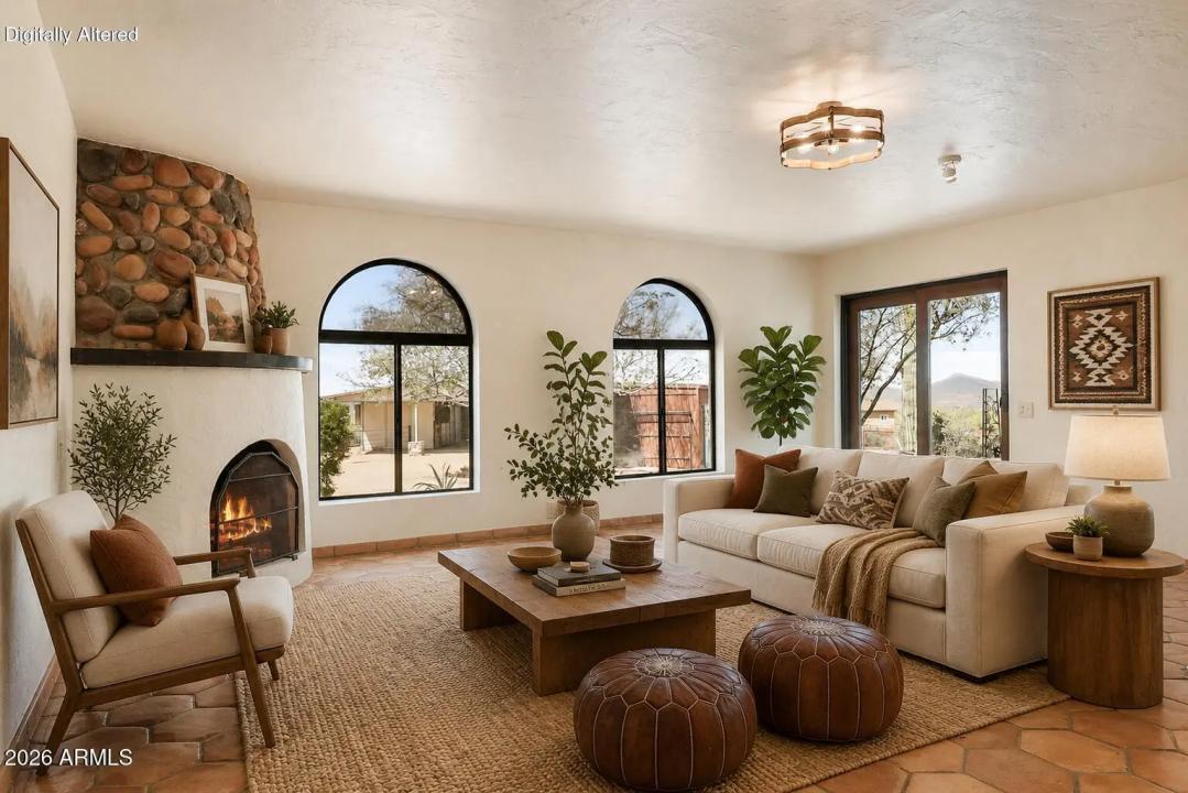 Real Estate Picture 14