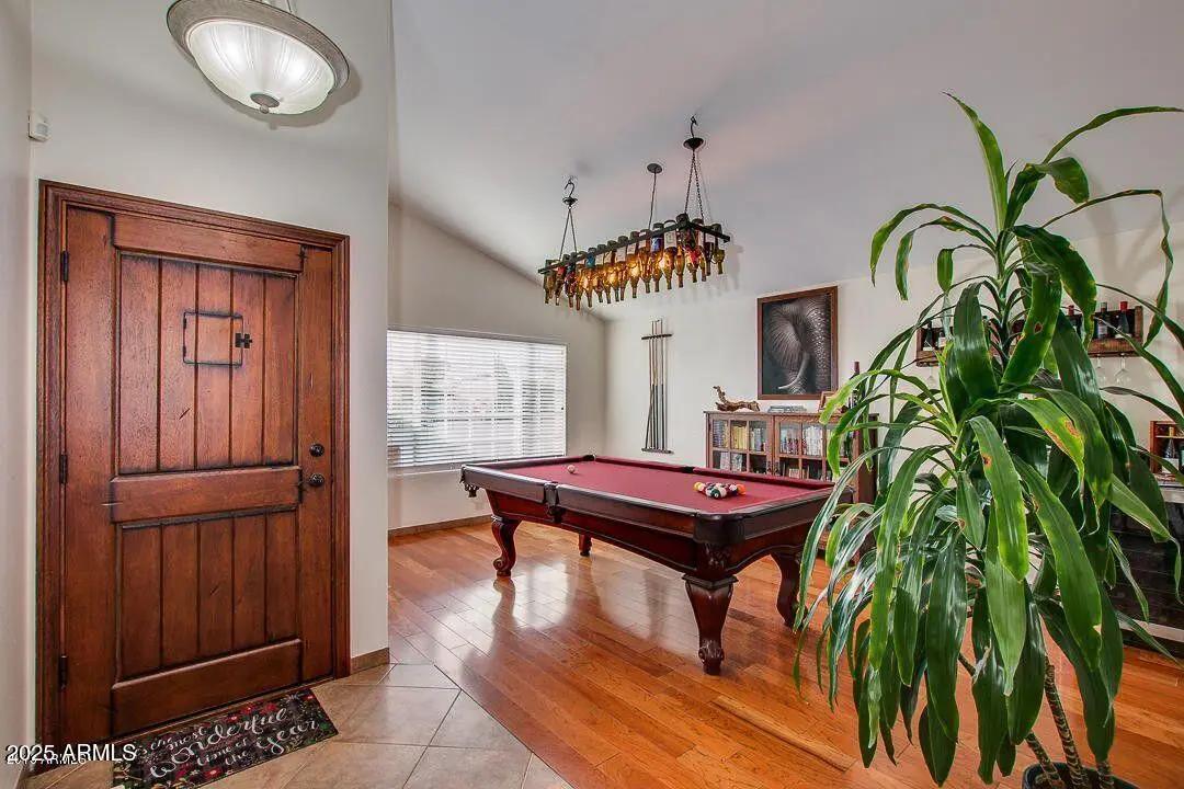 Real Estate Picture 3