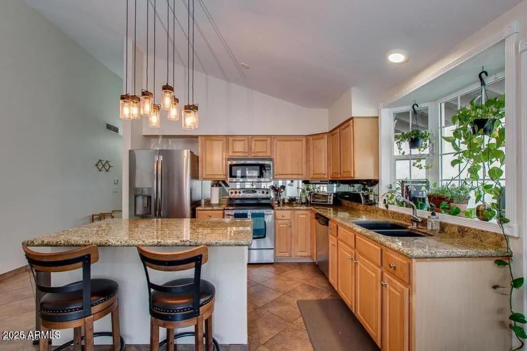 Real Estate Picture 6