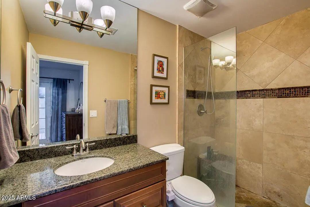 Real Estate Picture 13