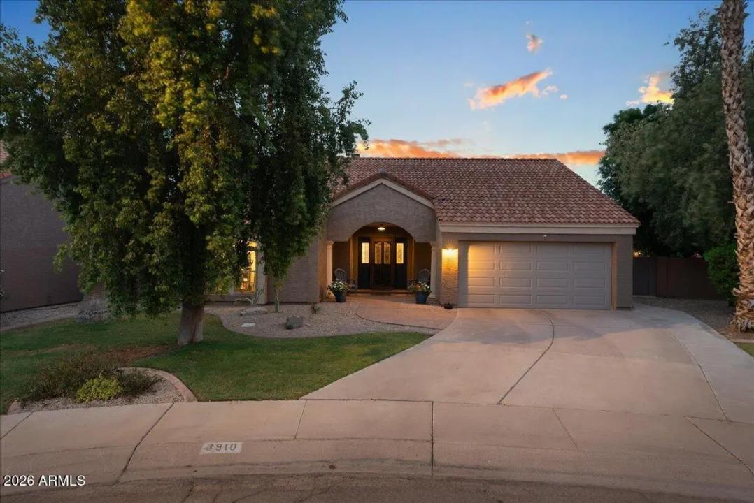 Real Estate Picture 2