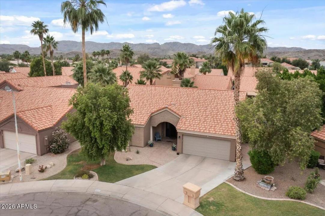 Real Estate Picture 7